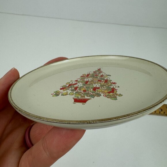 Vtg Single Round Coaster Holiday Christmas Gold Metallic‎ Tree w Candles Plastic - Picture 5 of 11